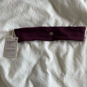 Lululemon fly away tamer headband II